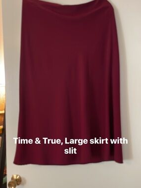 Women's Burgundy Maxi Skirt